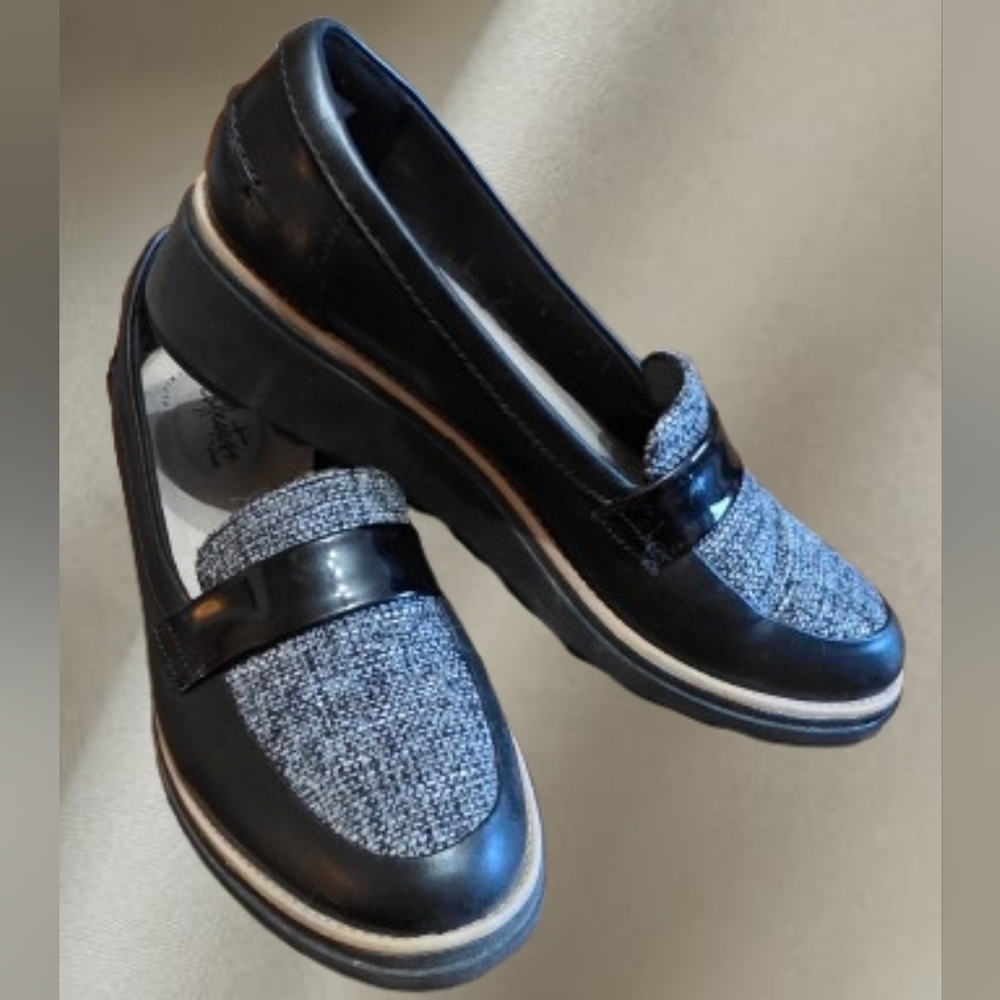 Clarks Black and White Tweed Women's Loafers